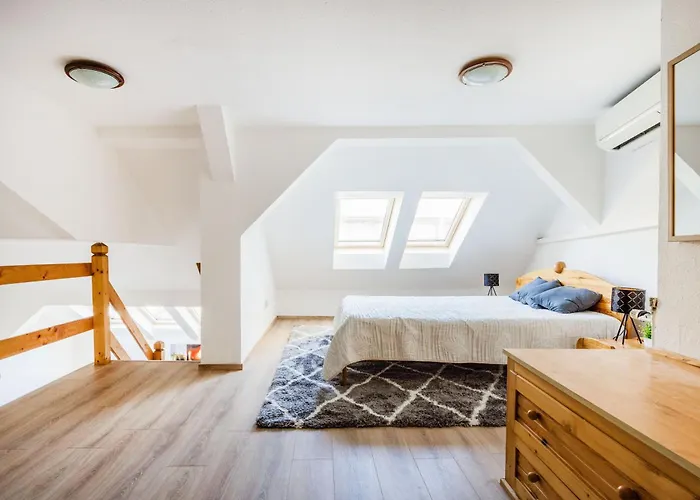 Unique Experience Apartman